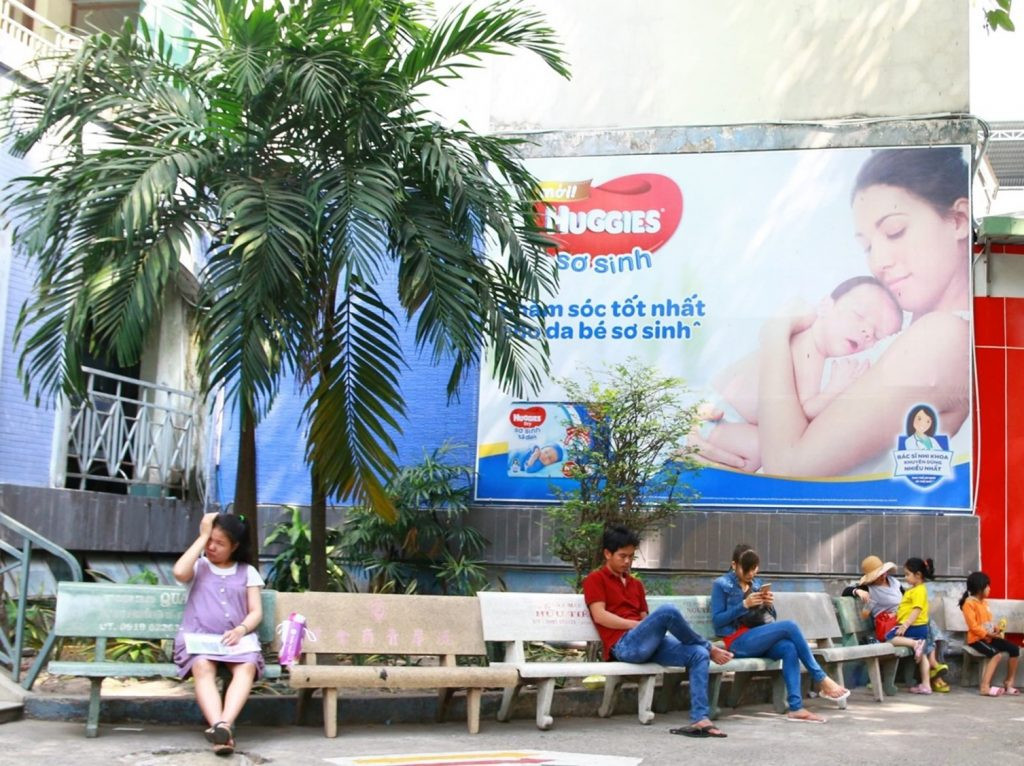 quảng cáo pano-billboard tại bệnh viện