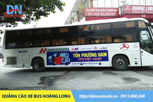 Quảng cáo trên xe khách Hoàng Long cho nhãn hàng Tôn Phương Nam