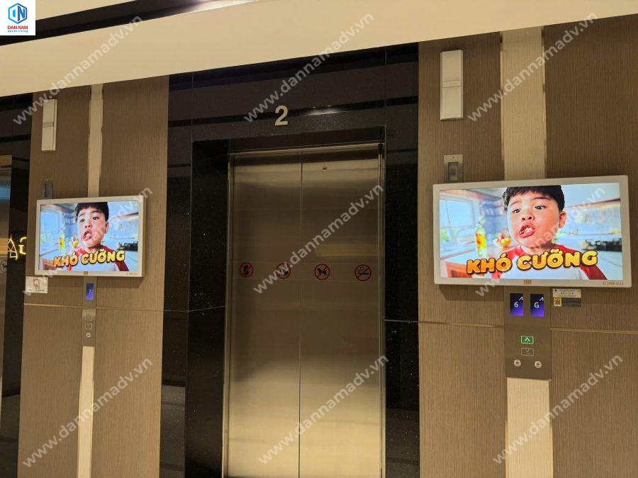 Quảng cáo màn hình LCD thang máy