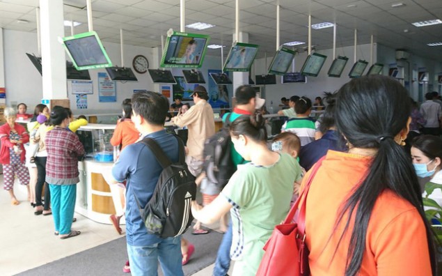 Quang Cao Man Hinh Lcd Benh Vien