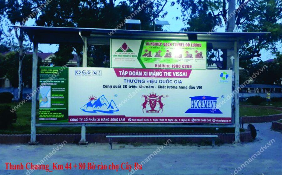 Quảng cáo nha chờ xe buýt