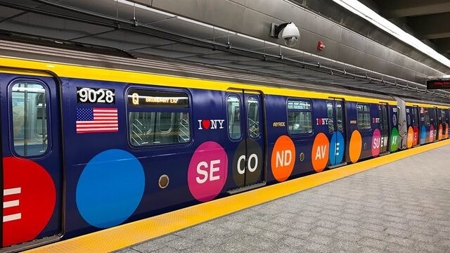 Quang Cao Tren Tau Dien Ngam