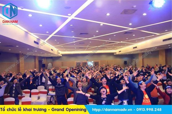 Tiec Tat Nien Cuoi Nam 1(1)